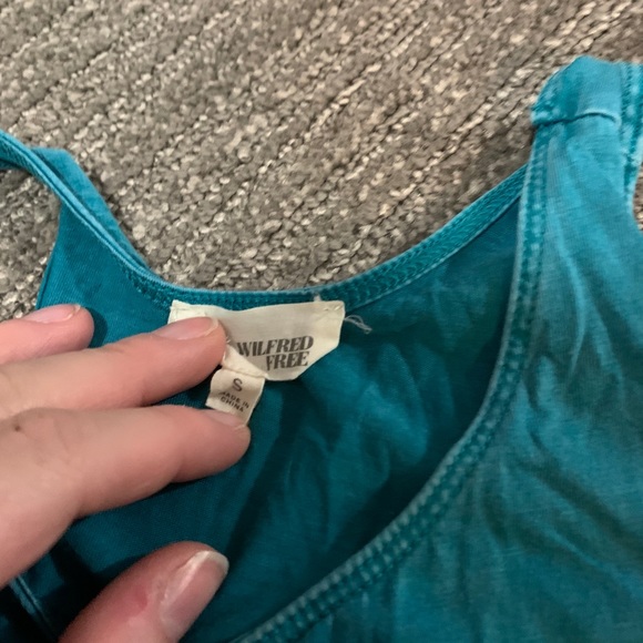 Aritzia Tank Lot Size S - Picture 2 of 4